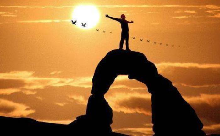 容易出汗的人健康饮食食谱，头部养生小知识文案